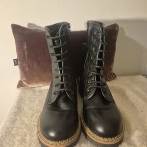 BTU By Bertuchi Black Leather Lace Up Zip Chunky Combat Boots Sz 40 EU / 9.5 US